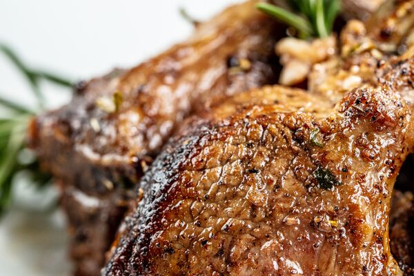 Lamb Chops with Mint Jelly | Domino® Sugar
